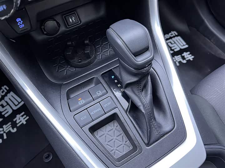 Toyota Rav-4