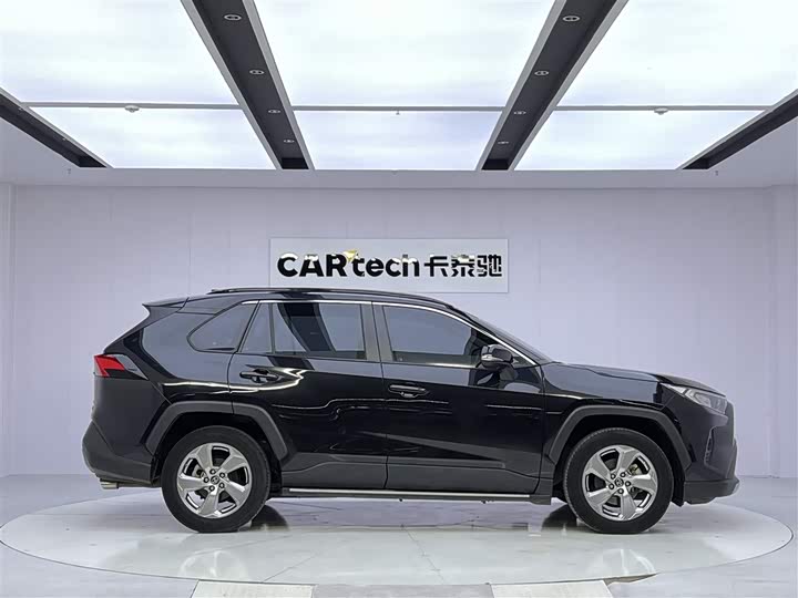 Toyota Rav-4