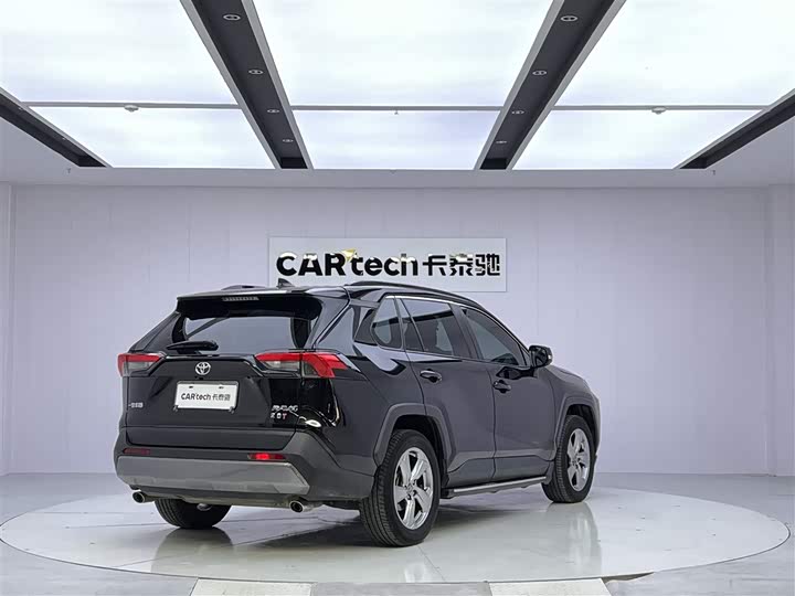 Toyota Rav-4