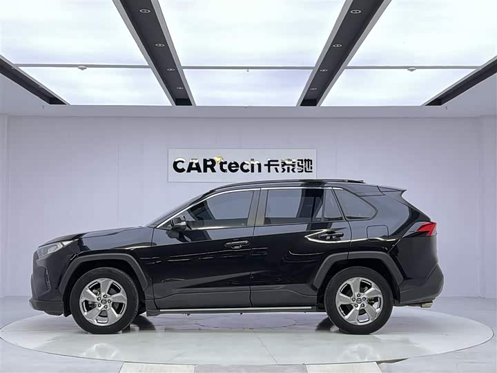 Toyota Rav-4