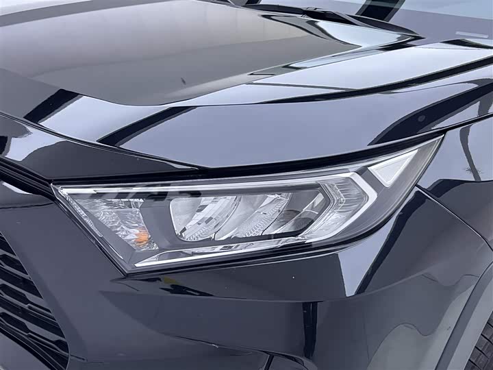 Toyota Rav-4