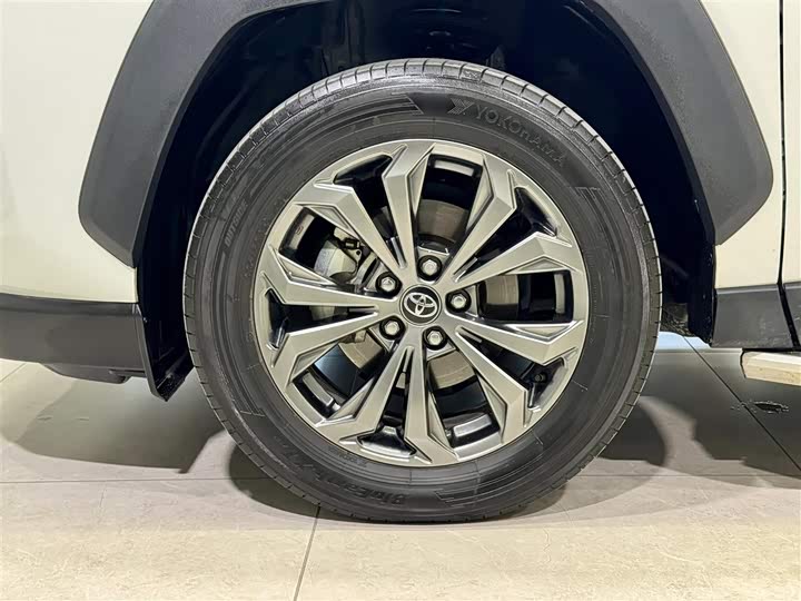 Toyota Rav-4