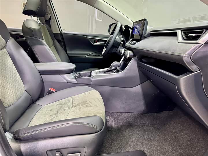 Toyota Rav-4