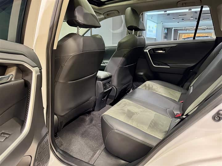 Toyota Rav-4