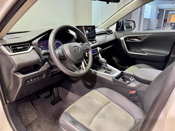 Toyota Rav-4