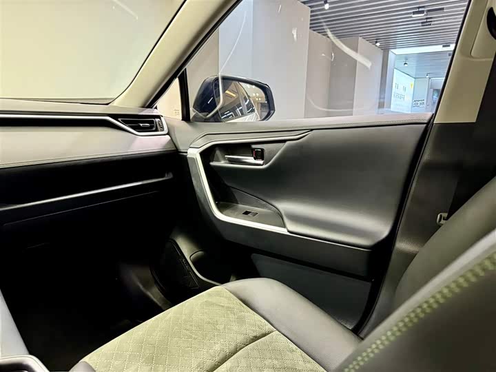 Toyota Rav-4