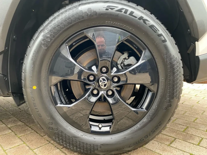 Toyota RAV 4