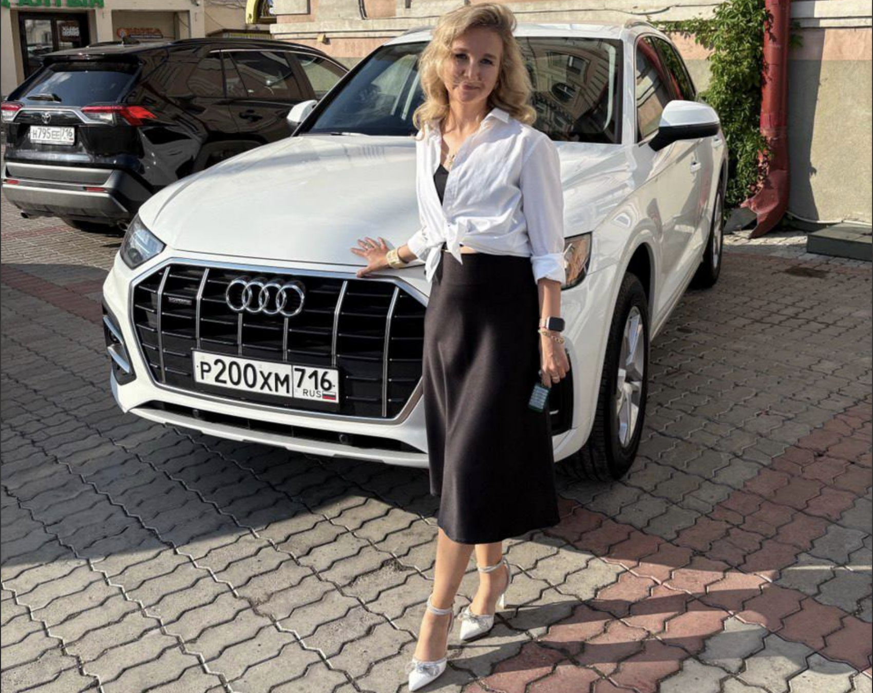 Автомобиль Audi Q5